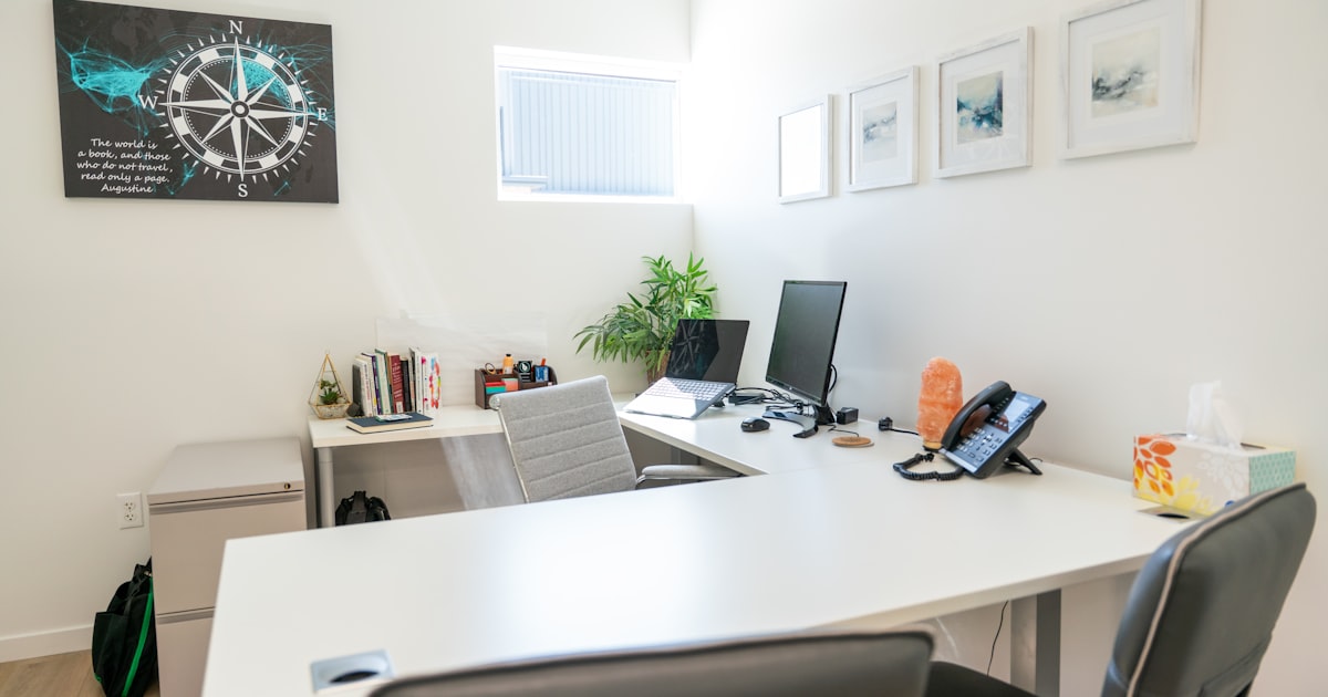 Přechod z OSVČ na s.r.o.: kdy a jak to udělat správně