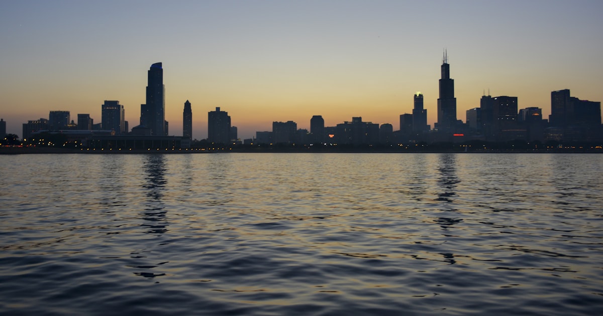 Sociální pojištění OSVČ 2026: kolik platit a jak vypočítat zálohy